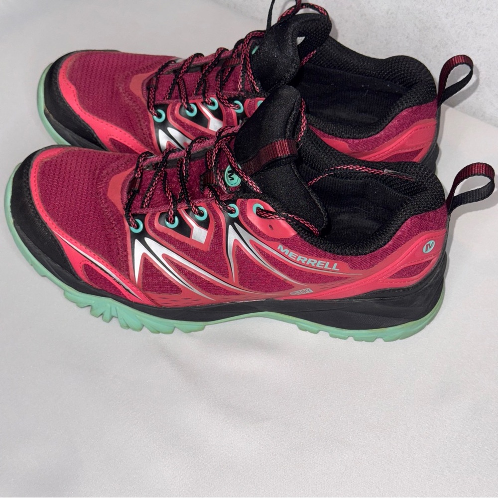 Merrell Black and Red Hiking Shoes size 8.5
